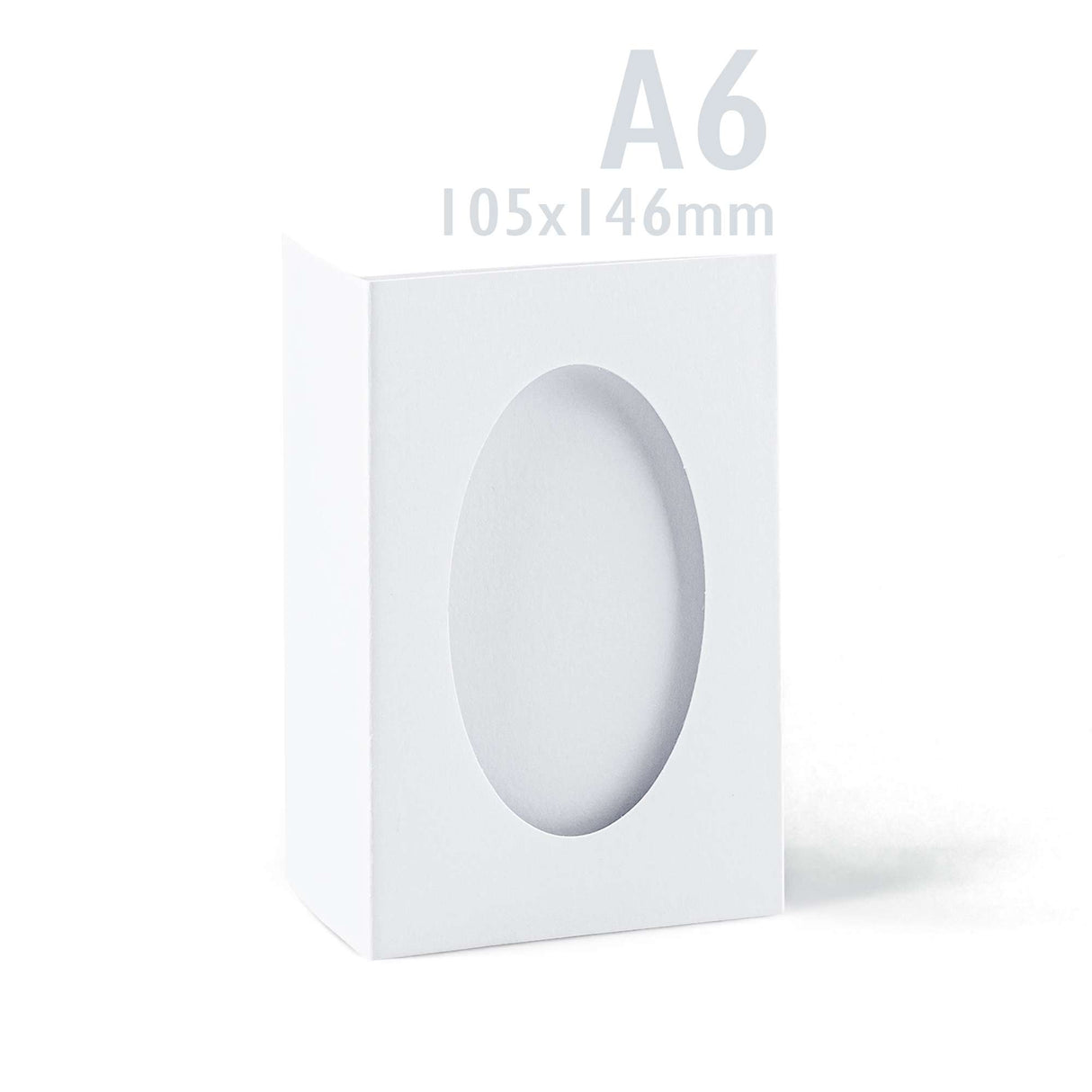 Bele trodelne kartice z ovalno odprtino – pakiranje