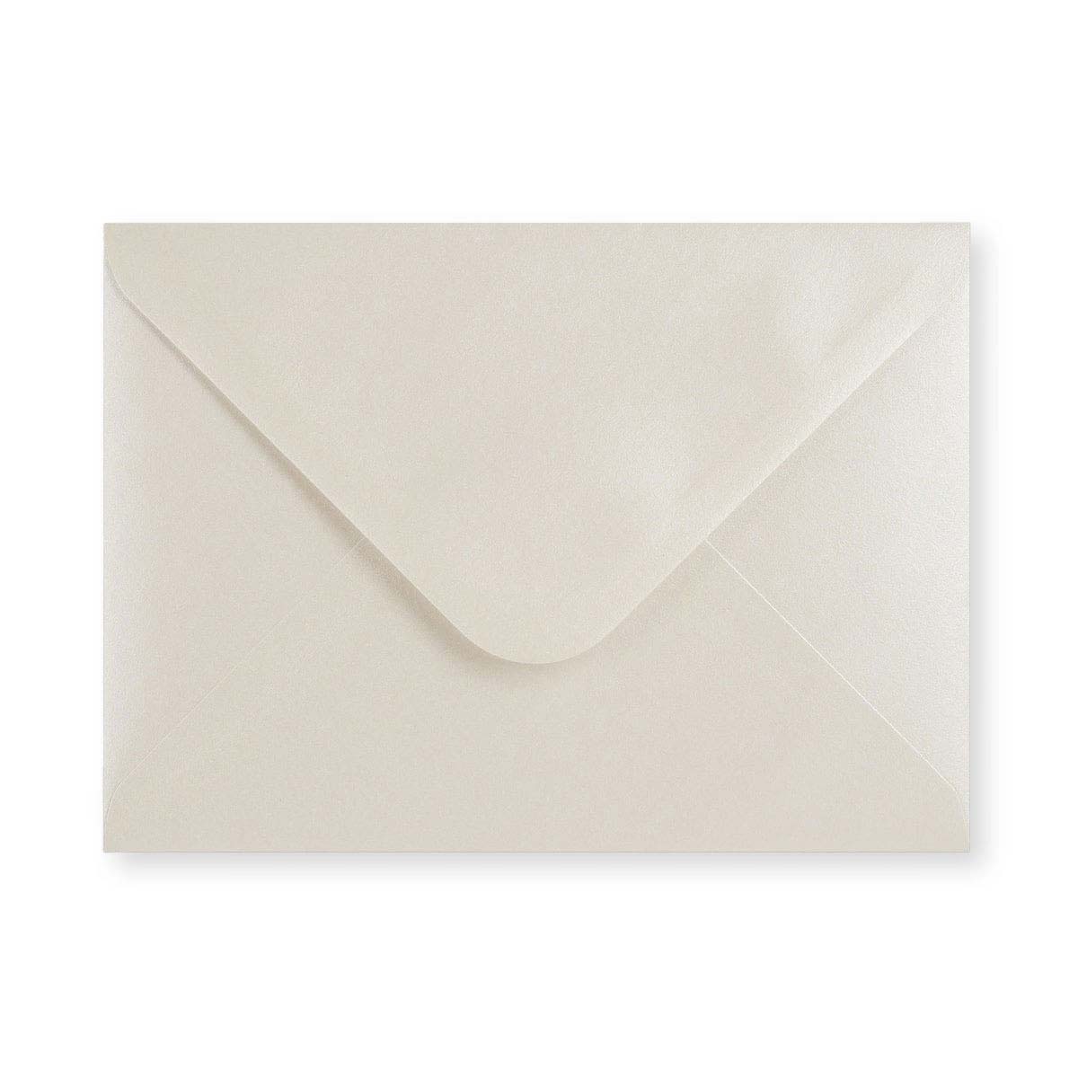 Ovojnica v barvi ostrige - Diamantna zaklopka 133x184 mm