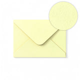 Slonokoščena kuverta s kladnim vzorcem 125 x 175 mm