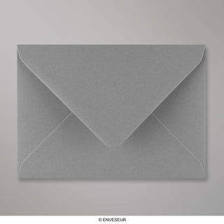 114x162mm C6 Temno siva denarnica V loputa Gumirano Plain 100gsm ovojnice