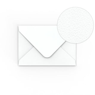 Bela kuverta z učinkom kladiva 65x94 mm